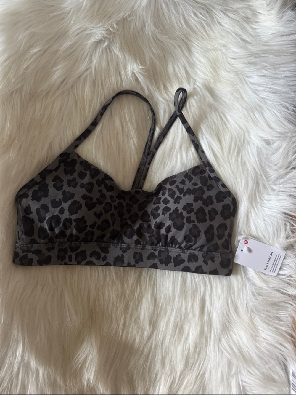 NWT 8 & 12 Lululemon Leopard Print Flow Y Nulu Sports Bra - black grey